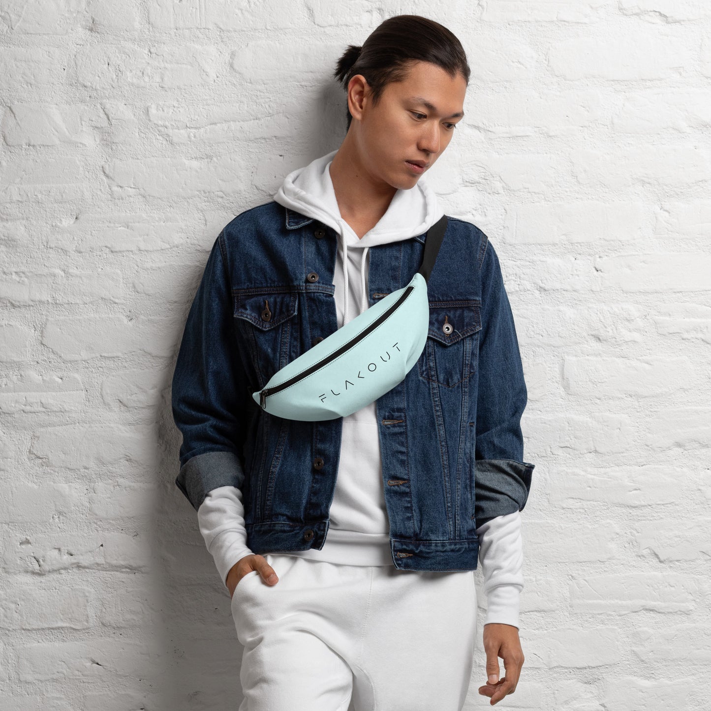 Unisex Water-resistant Fanny Pack - Light Blue - FLAKOUT